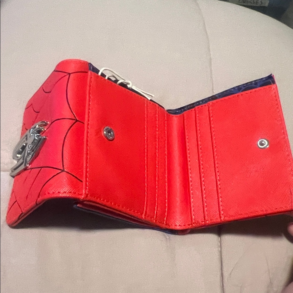 Lounge Fly Red and Blue Spider Wallet - Picture 3 of 5